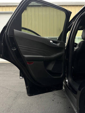 2023 Ford Escape ST-Line