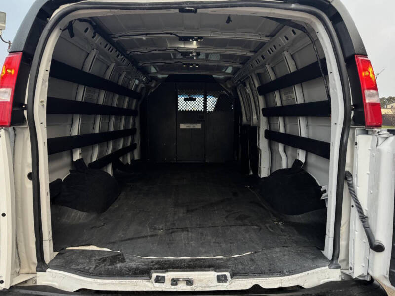 2018 GMC Savana 2500