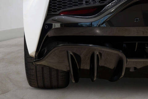 2024 McLaren Artura