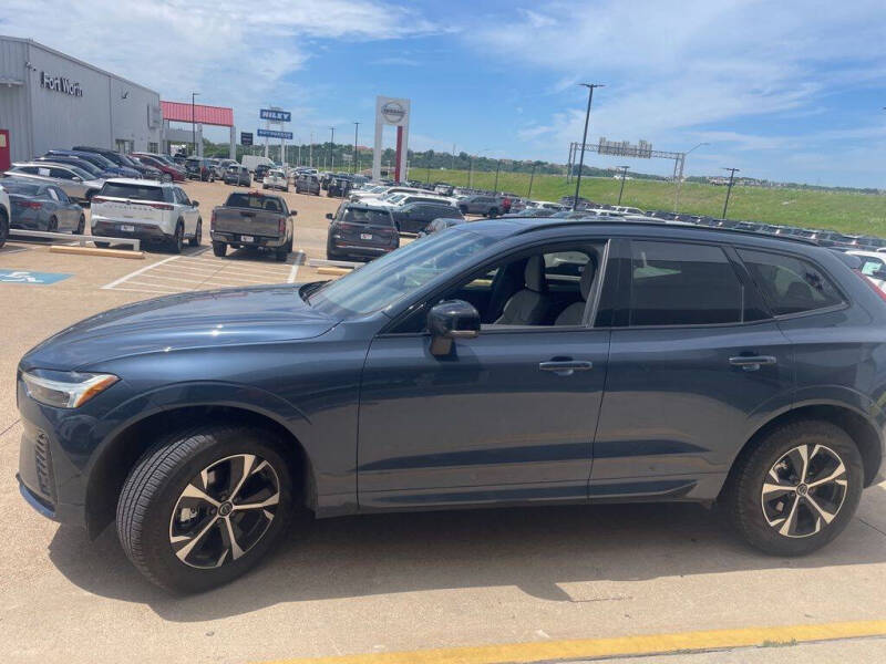 2026 Volvo XC60 B5 Core