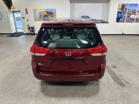 2012 Toyota Sienna
