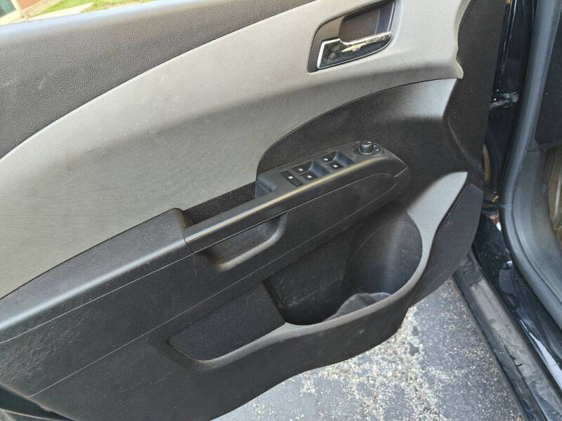 2012 Chevrolet Sonic LT