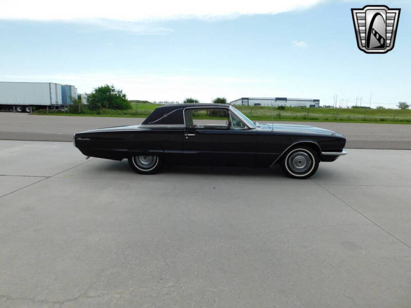 1966 Ford Thunderbird