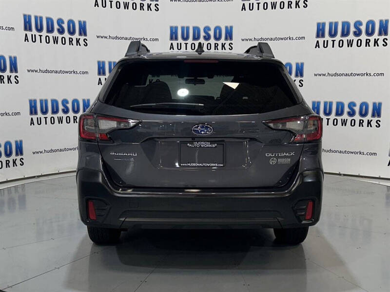 2022 Subaru Outback Premium