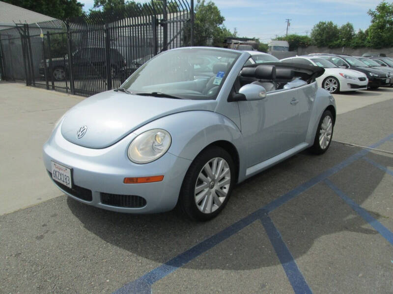 2010 Volkswagen New Beetle Convertible Base PZEV