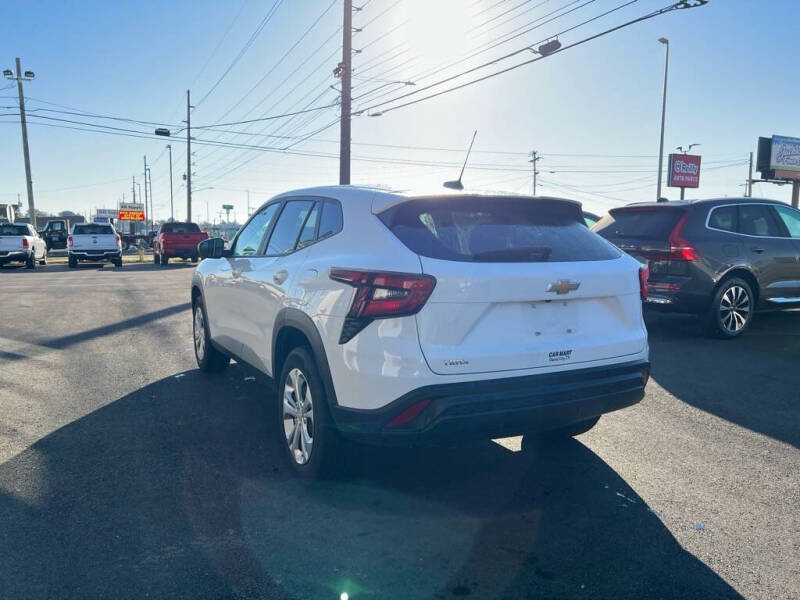 2025 Chevrolet Trax LS