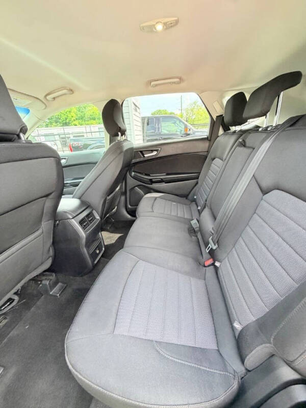 2016 Ford Edge SE