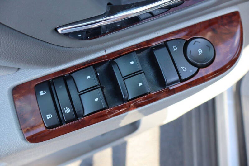 2013 Chevrolet Suburban LT