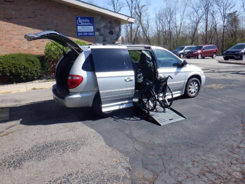 2005 Chrysler Town and Country for sale at Mobility Motors LLC - A Wheelchair Van in Battle Creek MI
