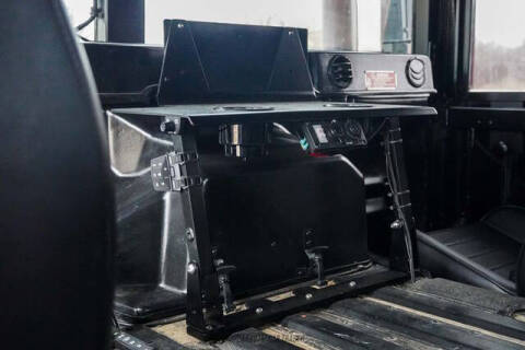 2008 AM General Hummer