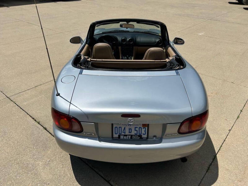 2000 Mazda MX-5 Miata