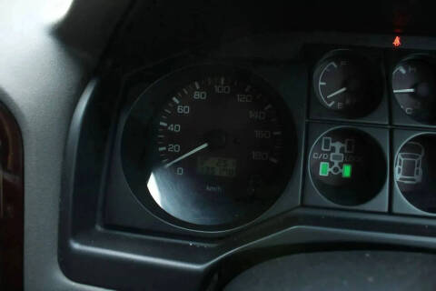 2000 Mitsubishi Pajero