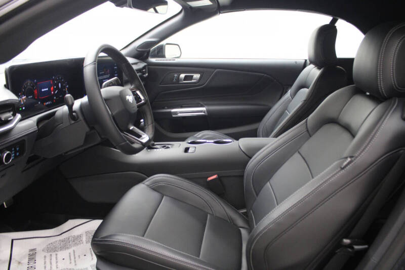 2025 Ford Mustang EcoBoost Premium