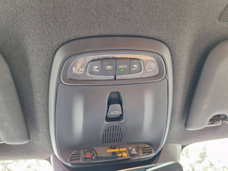 2019 Volvo XC40 T5 Momentum