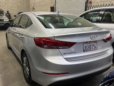 2018 Hyundai Elantra