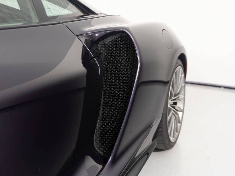 2023 McLaren GT