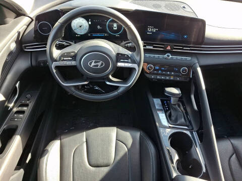 2024 Hyundai Elantra Limited