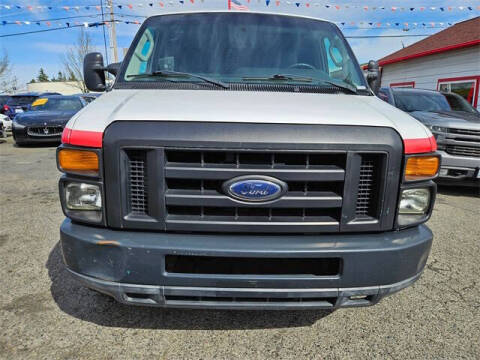 2011 Ford E-Series E-350 SD