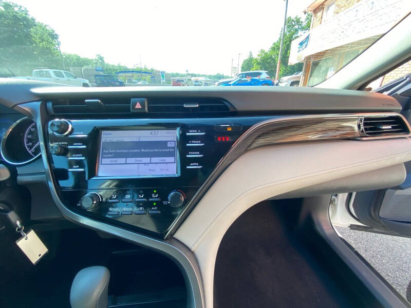 2019 Toyota Camry LE