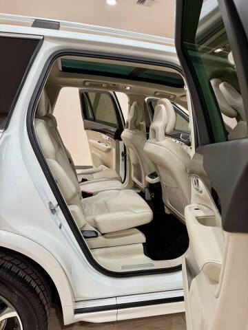2018 Volvo XC90 T5 Momentum 7-Passenger
