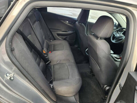 2017 Chevrolet Malibu LT