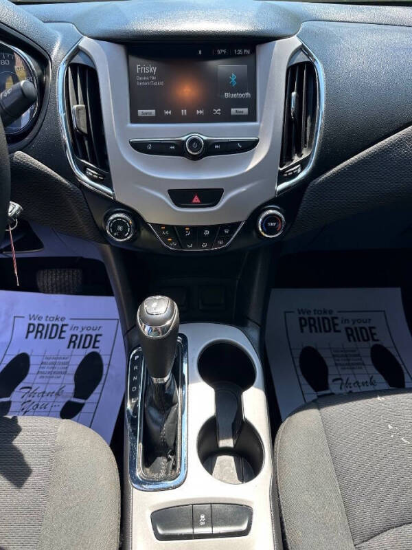 2017 Chevrolet Cruze LS Auto