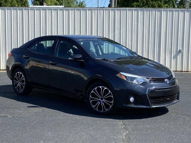 2015 Toyota Corolla for sale at Miller Auto Sales in Saint Louis MI