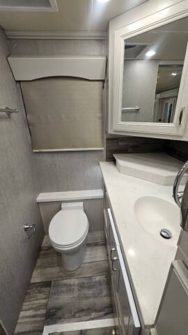 2022 Holiday Rambler Endeavor 38K?