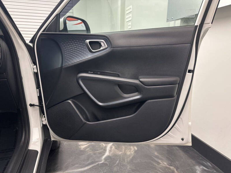 2023 Kia Soul EX