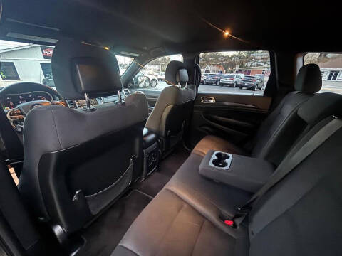 2017 Jeep Grand Cherokee Laredo