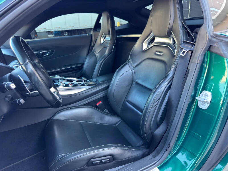 2017 Mercedes-Benz AMG GT