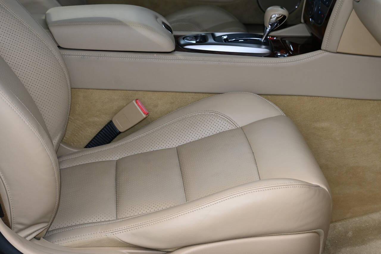 2007 Jaguar XK-Series 24