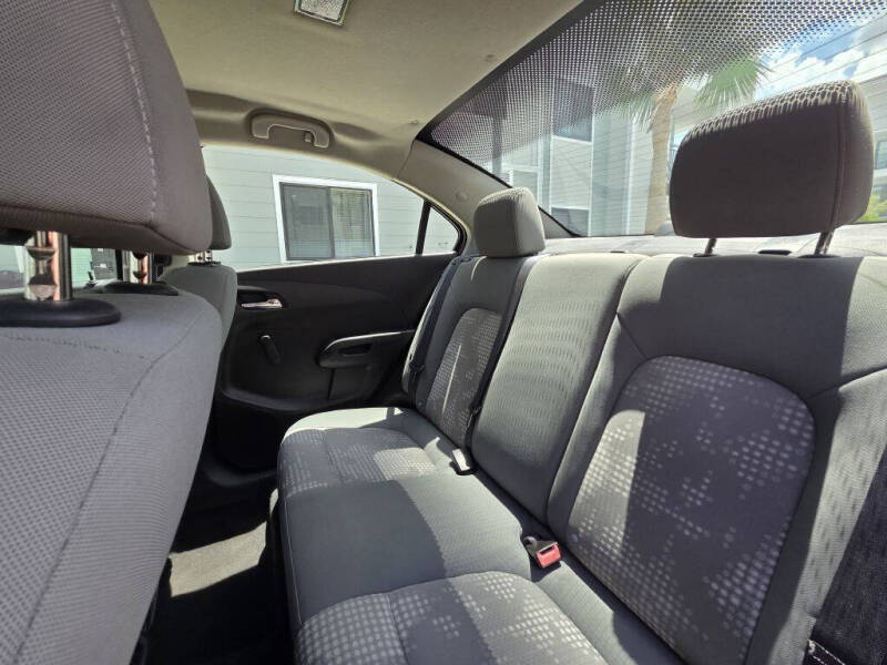 2012 Chevrolet Sonic LS