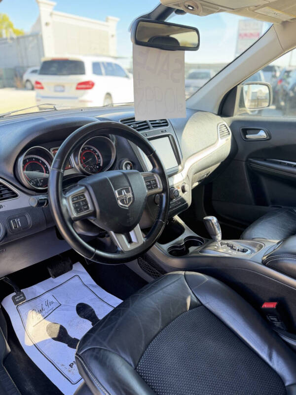 2020 Dodge Journey Crossroad