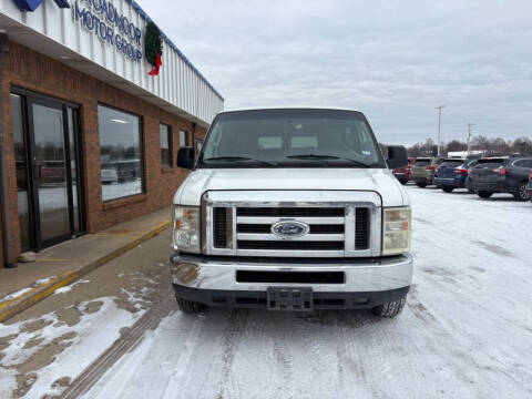 2013 Ford E-Series E-350 SD XLT