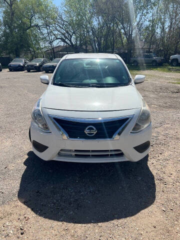 2017 Nissan Versa 1.6 SV