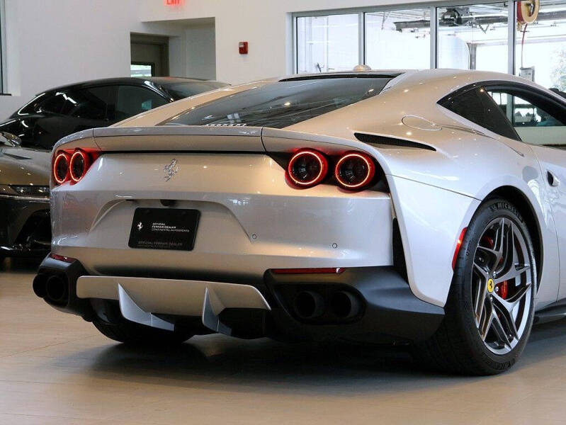 2019 Ferrari 812 Superfast