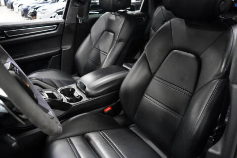 2023 Porsche Cayenne GTS