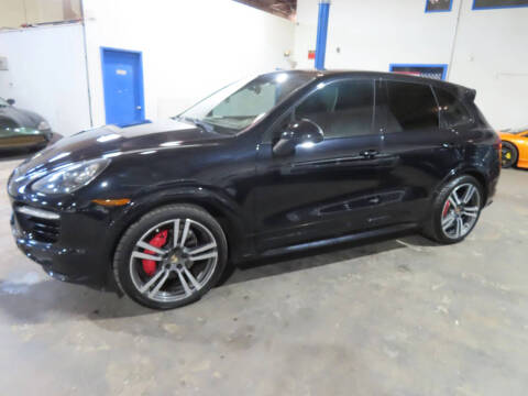 2014 Porsche Cayenne GTS