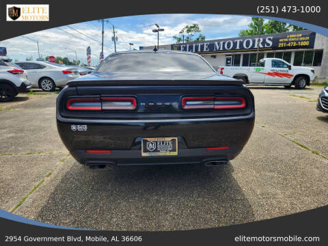2015 Dodge Challenger