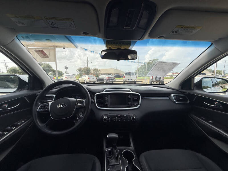 2019 Kia Sorento L
