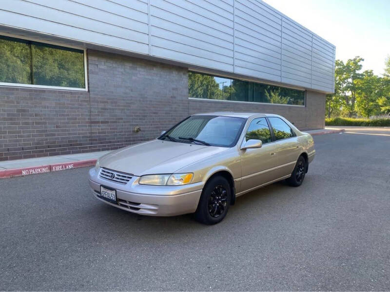 1998 Toyota Camry LE