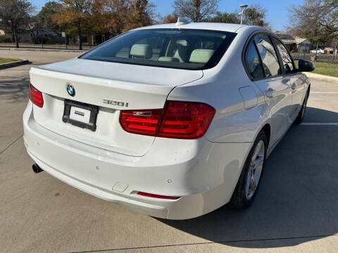2015 BMW 3 Series 320i