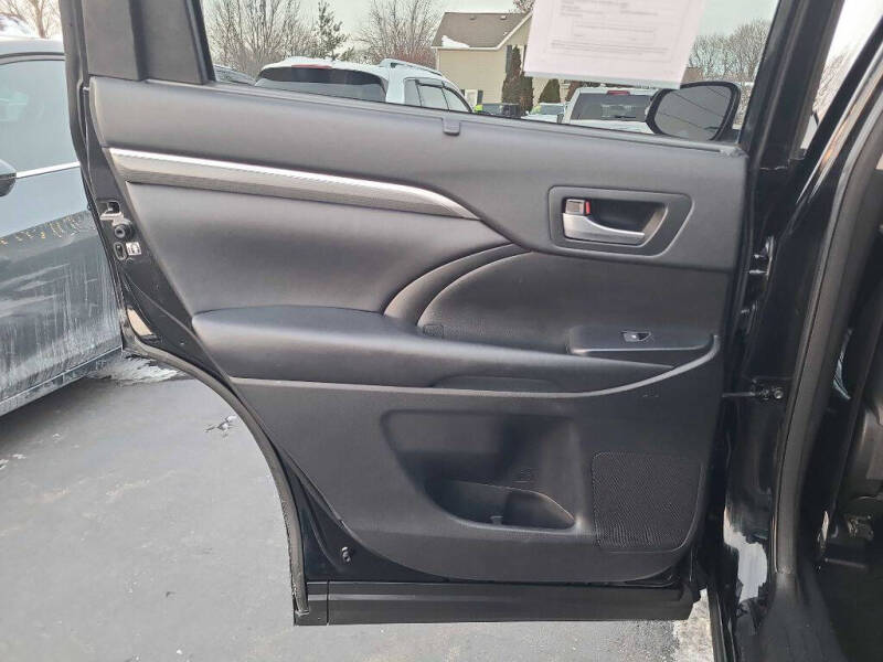 2018 Toyota Highlander SE