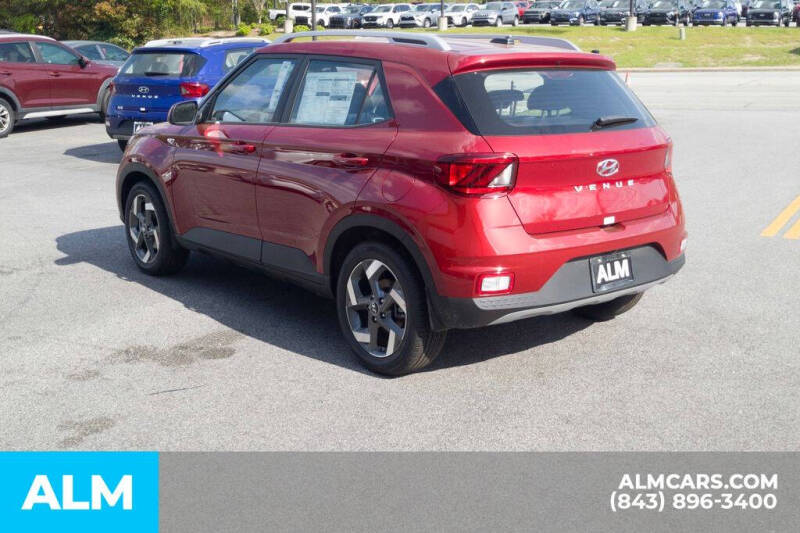 2025 Hyundai Venue SEL