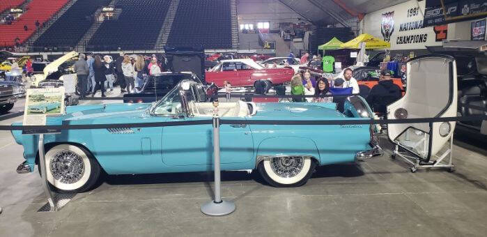 1956 Ford Thunderbird