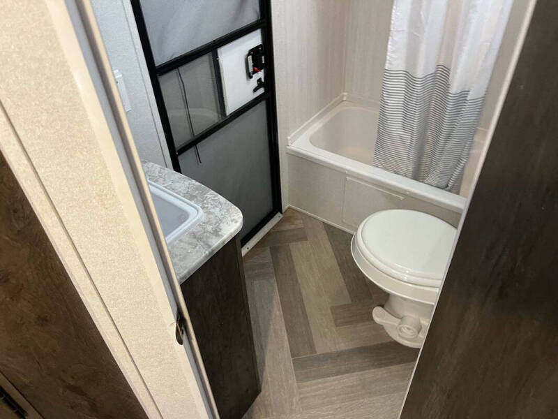 2021 Heartland Pioneer