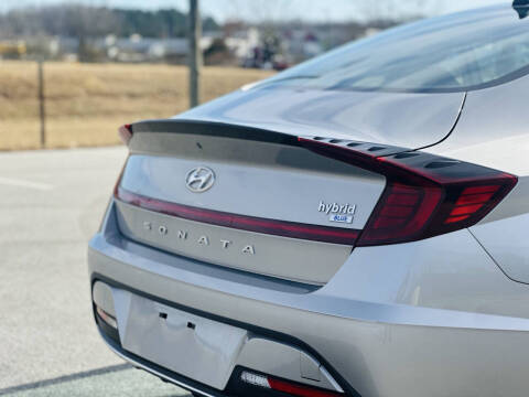 2021 Hyundai Sonata Hybrid Blue