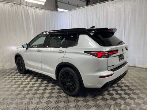 2026 Mitsubishi Outlander Black Edition