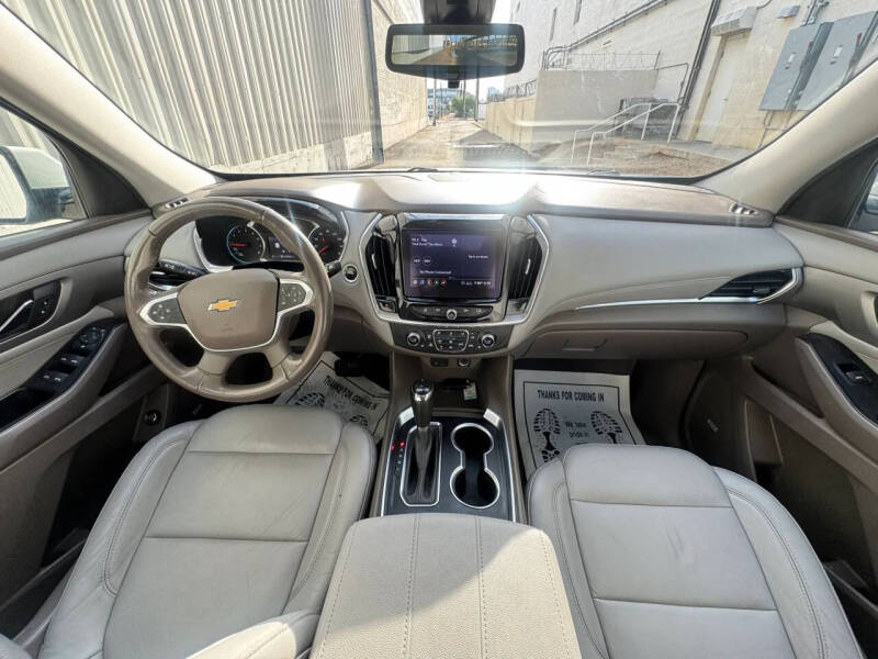2020 Chevrolet Traverse LT Leather